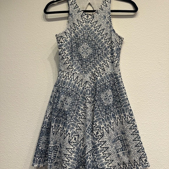 Aeropostale Black and White Halter A-line Sundress - Picture 1 of 3
